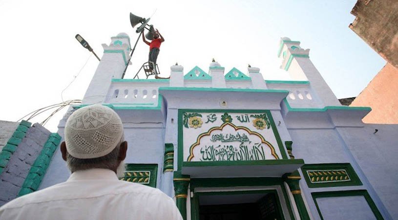 ভারতে এবার মসজিদে মাইক ব্যবহারে নিষেধাজ্ঞা