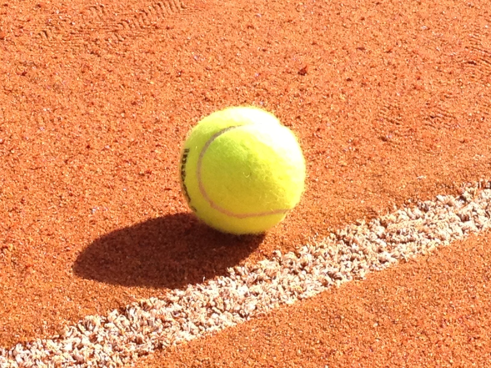 ক্লে কোর্টের টেনিসে ‘রিভিউ’ সিস্টেম