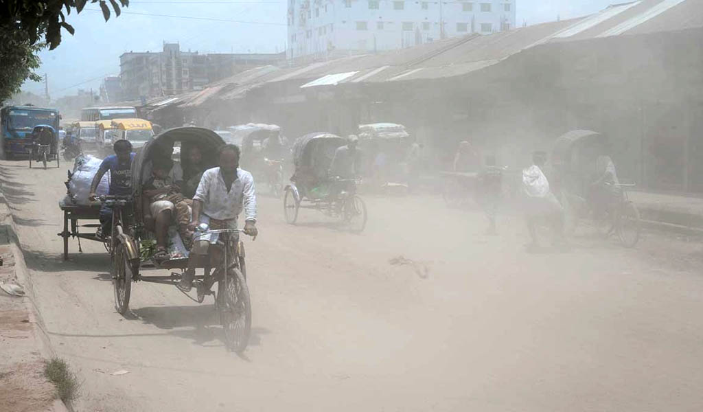 দূষিত বাতাসের শহরের তালিকায় ঢাকা ৬ষ্ঠ