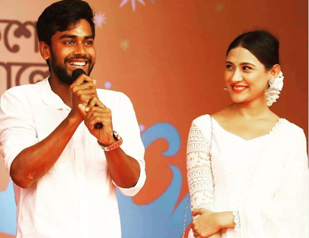 জনপ্রিয় অভিনেত্রীর সাথে মিরাজের ‘কিছু মুহূর্ত’