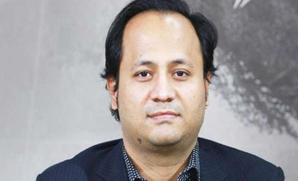 সম্মান দেখিয়ে চেয়ার ছেড়ে দিলেন উপমন্ত্রী নওফেল