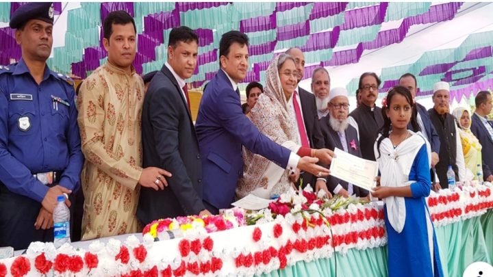 প্রবাসীরা দূরত্বে থাকলেও তারা থাকেন বাংলাদেশের মানুষের হৃদয়ে: শিক্ষামন্ত্রী