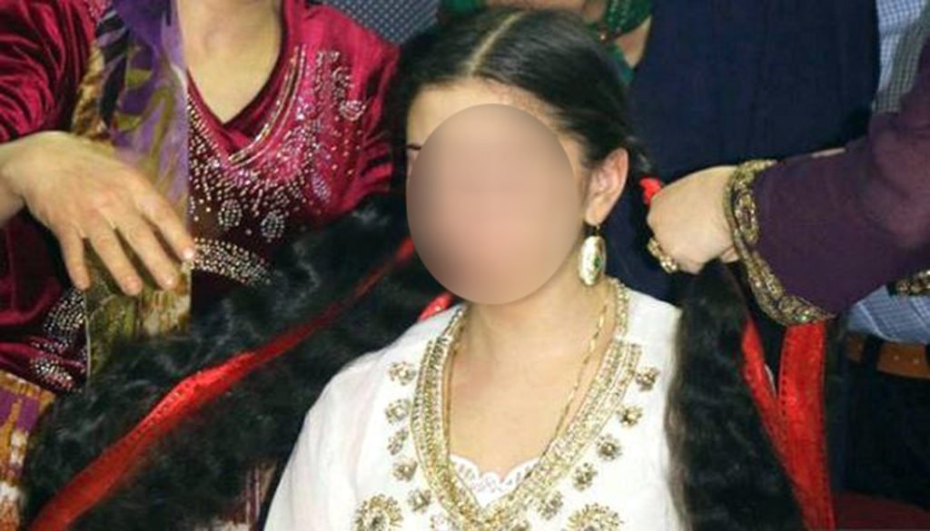 পরকীয়া আটকাতে স্ত্রীর গোপনাঙ্গে শক্তিশালী আঠা দিলেন স্বামী
