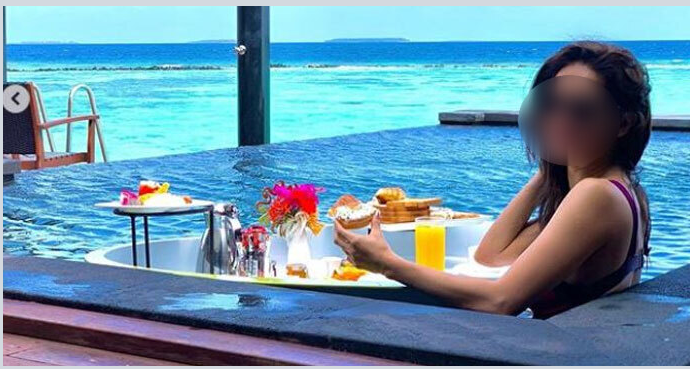 মালদ্বীপে বিকিনি পরায় ব্রিটিশ তরুণী গ্রেফতার