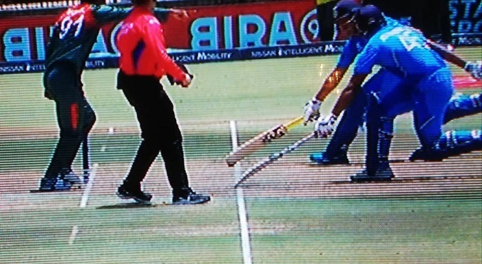 ফাইনালে ভারতের হাস্যকর রানআউট