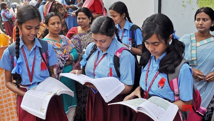 ইন্টারনেট বন্ধের পরও পশ্চিমবঙ্গে মাধ্যমিকের প্রশ্ন ফাঁস