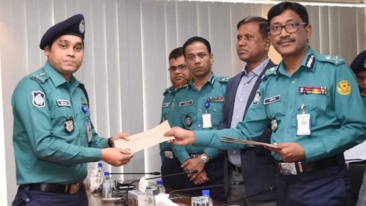 দ্বিতীয়বারের মতো ডিএমপির শ্রেষ্ঠ এসি ইলিয়াছ হোসেন