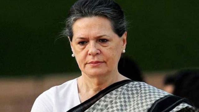 গুরুতর অসুস্থ সোনিয়া গান্ধী, হাসপাতালে ভর্তি