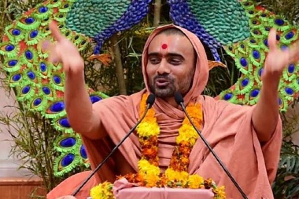 ‘পিরিয়ডের সময় রান্না করলে পরের জন্মে কুকুর হয়ে জন্মাবেন’