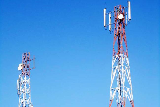 টাওয়ার রেডিয়েশন বেঁধে দেয়া মানদণ্ডের নিচে আছে: বিটিআরসি