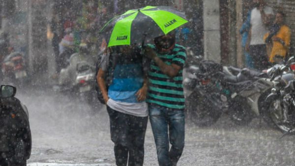 টানা তিনদিন বজ্রসহ ঝড় বৃষ্টির পূর্বাভাস