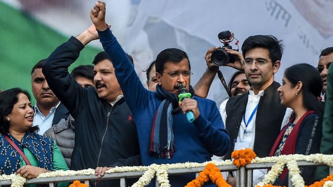 দিল্লিতে বিজেপির ভরাডুবি, আবার ক্ষমতায় কেজরিওয়াল