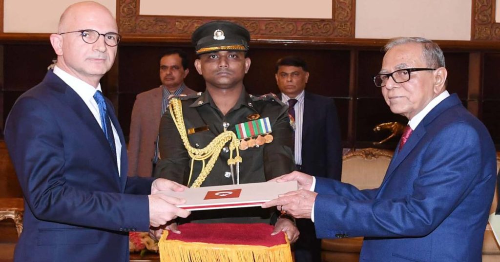 বাণিজ্য ও বিনিয়োগের সম্ভাব্যতা অনুসন্ধান করুন: তুরস্কের রাষ্ট্রদূতকে রাষ্ট্রপতি