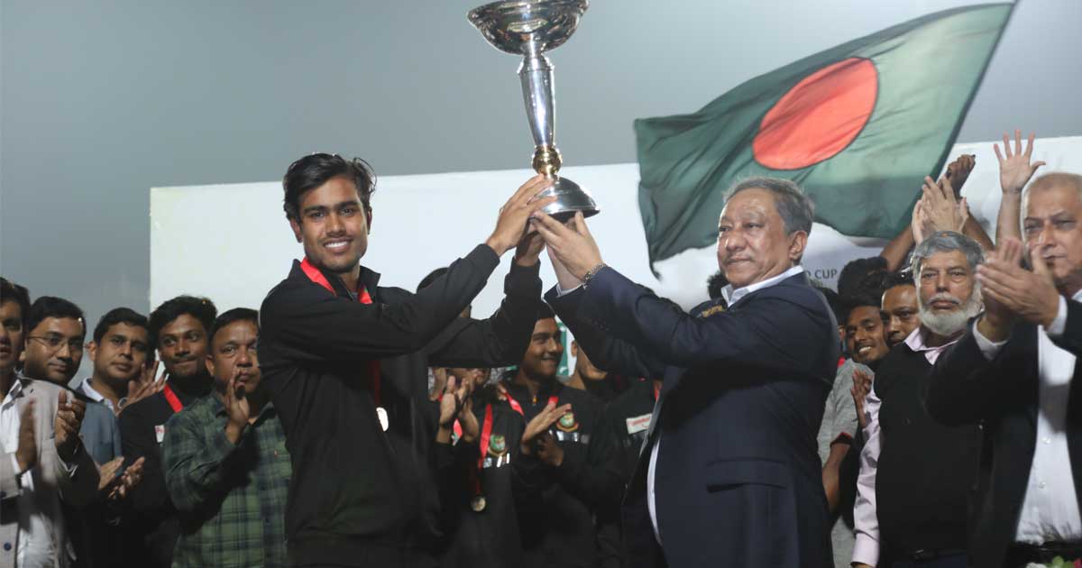 প্রতি মাসে ১ লাখ টাকা করে পাবেন বিশ্বকাপজয়ী ক্রিকেটাররা