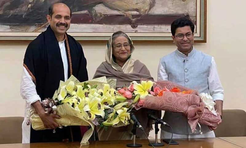 শপথ নিচ্ছেন ঢাকার নবনির্বাচিত ২ মেয়র ও কাউন্সিলররা