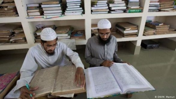 দুই লক্ষাধিক কওমি শিক্ষকের কথা ভাববার কেউ নেই!