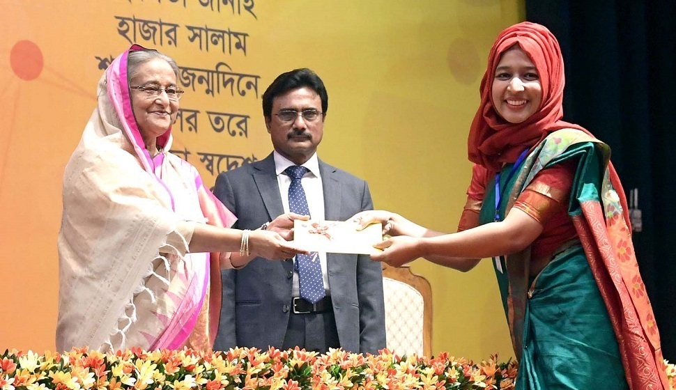বঙ্গবন্ধু ও এনএসটি ফেলোশিপ প্রদান প্রধানমন্ত্রীর