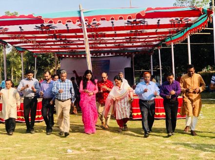 কালীগঞ্জে ১৬-২০ গ্রেড সরকারী কর্মচারী সমিতি বার্ষিক বনভোজন অনুষ্ঠিত