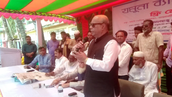 বিশ্ব যেখানে হিমশিম খাচ্ছে সেখানে প্রধানমন্ত্রীর যোগ্য নেতৃত্বে দেশ এখনও করোনা মুক্ত: নাসিম