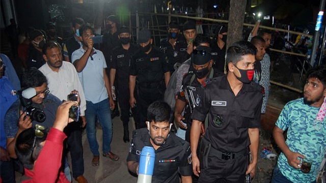 জনসমাগম ঠেকাতে মাঠে নেমেছে র্যাব, অযথা ঘুরলেই ব্যবস্থা
