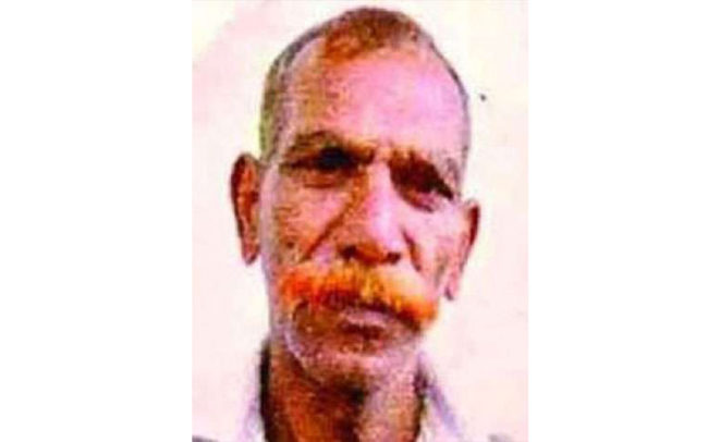 কালের সাক্ষী হয়ে থাকছেন এই জল্লাদ