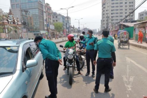 করোনাভাইরাস: বিশ্রামের সময় নেই পুলিশের