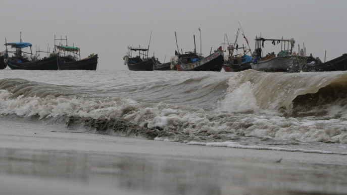 চট্টগ্রাম ও কক্সবাজারে ৯ নম্বর মহাবিপদ সংকেত জারি