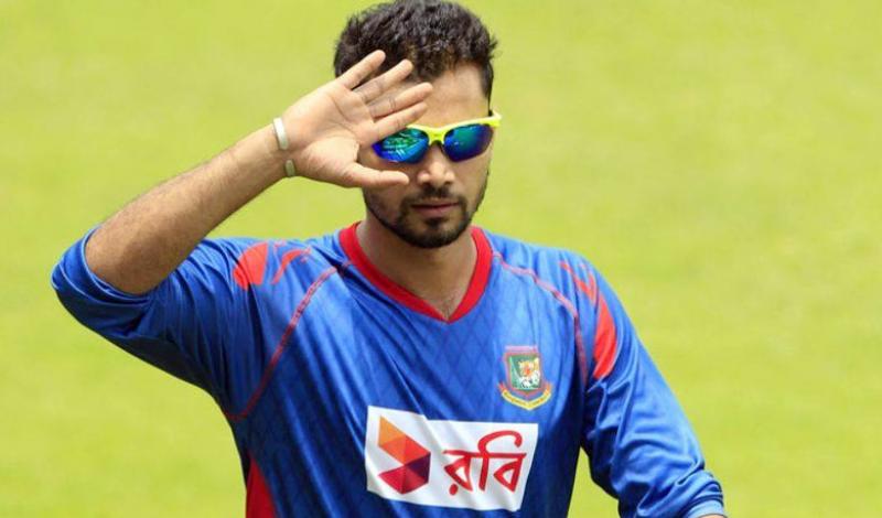 খেলার সময় মাঠে জ্বীন থাকে মাশরাফির সাথে!