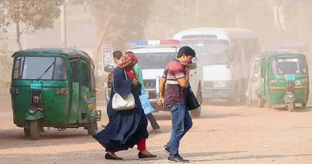 বর্ষাতেও ঢাকার বাতাসের মান ‘অস্বাস্থ্যকর’