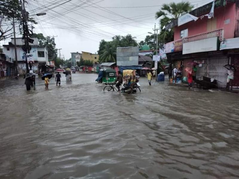 রাজধানী ঢাকাসহ ১৩টি জেলায় বন্যা পরিস্থিতির অবনতির পূর্বাভাস