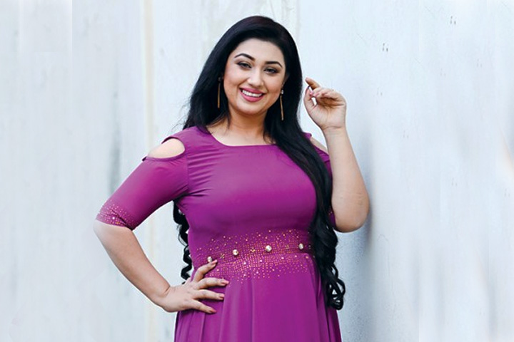 মামলা করবেন অপু বিশ্বাস