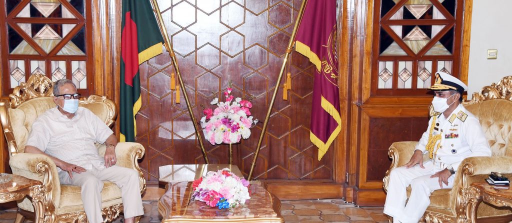 রাষ্ট্রপতির সঙ্গে নবনিযুক্ত নৌপ্রধানের সৌজন্য সাক্ষাৎ