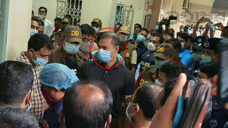 ওসি প্রদীপকে আইনী সহায়তা দিতে চট্টগ্রামের ৫ আইনজীবী কক্সবাজারে