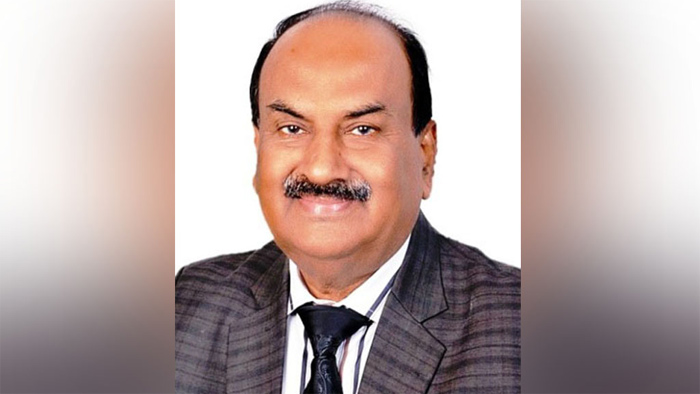 হেলিকপ্টারে ঢাকায় আনা হলো করোনাক্রান্ত এমপি মনসুরকে