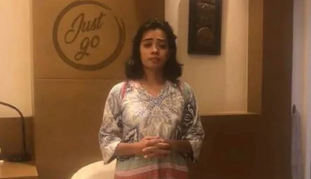 কারও কারও আচরণে আমি কিংকর্তব্যবিমূঢ় : শিপ্রা