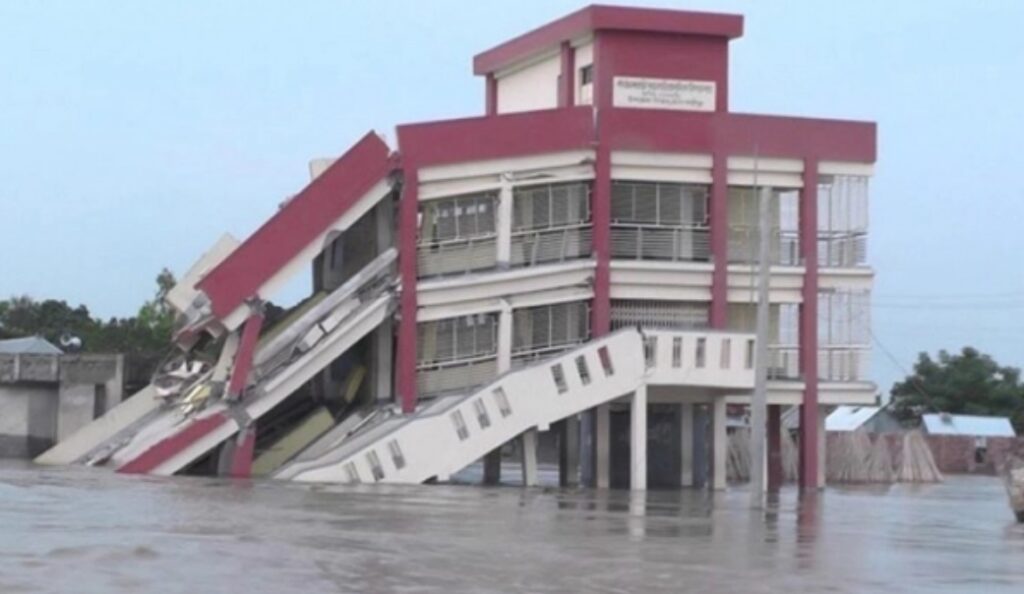 বন্যা-ভাঙনে ক্ষতিগ্রস্ত ৭ হাজার শিক্ষাপ্রতিষ্ঠান