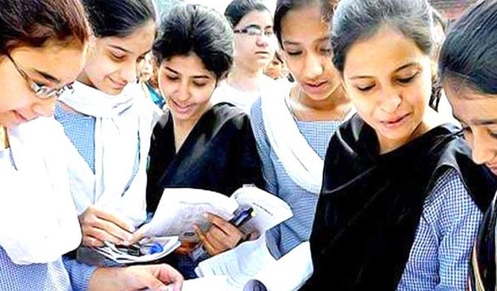 একাদশে ভর্তিতে ৩১ ঘণ্টায় আবেদন সাড়ে ৫ লাখ