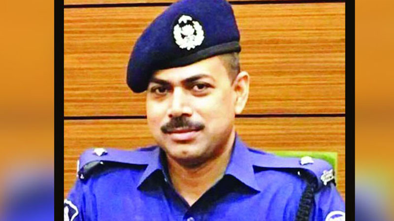 ৭৭ লাখ টাকা নেয়ার পরও ক্রসফায়ার দিয়েছিলেন ওসি প্রদীপ