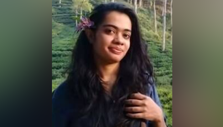 ফেসবুকে ব্যক্তিগত ছবি, এবার মামলা করবেন শিপ্রা