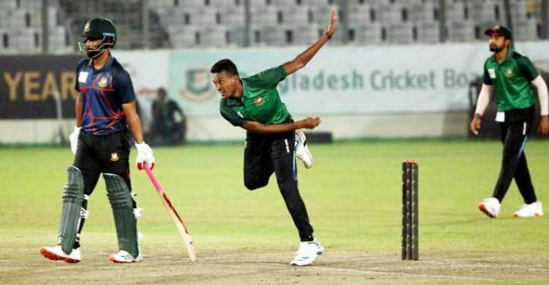 তামিম বাহিনীর বিদায়, ফাইনালে শান্ত আর রিয়াদের দল