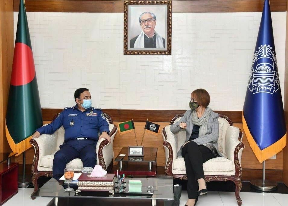 আইজিপি’র সঙ্গে জাতিসংঘের আবাসিক সমন্বয়কারীর সৌজন্য সাক্ষাৎ