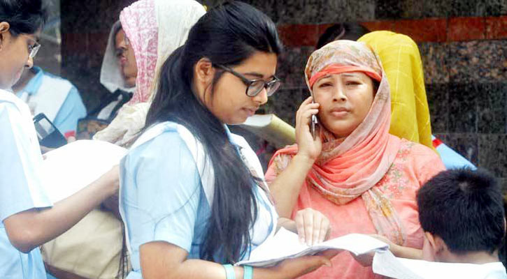 বাতিল হওয়া এইচএসসিতে ফরম ফিলাপের টাকা ফেরত চান অভিভাবকরা