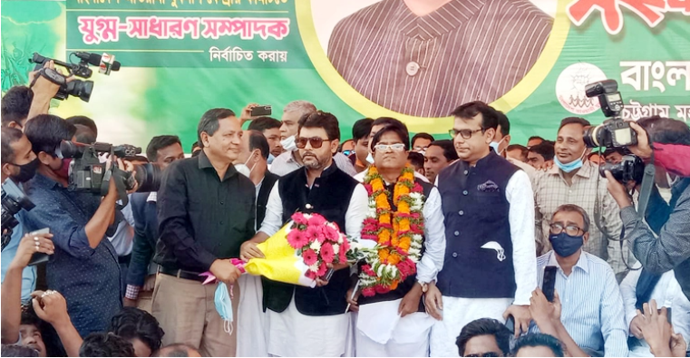 মাওলানা মামুনুল হককে চ্যালেঞ্জ ছুড়ে নিক্সন চৌধুরী বললেন ‘খেলা হবে’