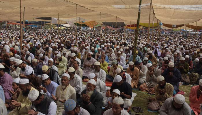 তুরাগ তীরে শেষ হলো জোড় ইজতেমা