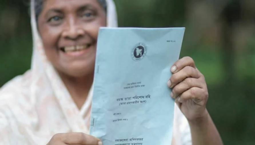 নগদ-বিকাশের মাধ্যমে মিলবে সব সামাজিক ভাতা