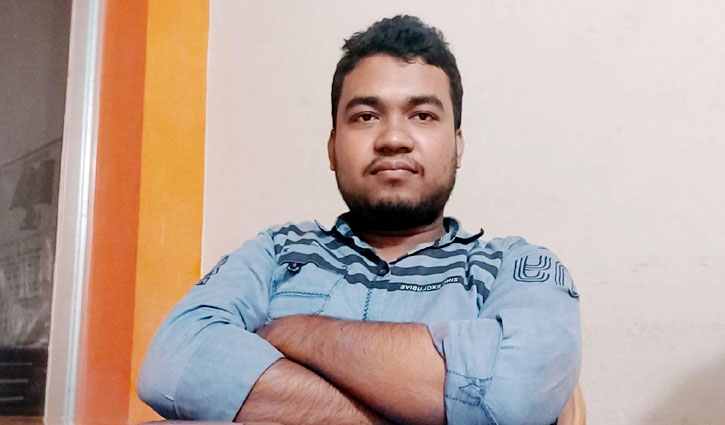 মানিকগঞ্জে পুলিশের হাতে সাংবাদিক ‘লাঞ্ছিত’
