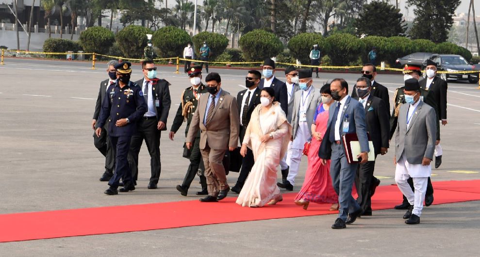 স্বদেশের উদ্দেশে নেপালের রাষ্ট্রপতির ঢাকা ত্যাগ