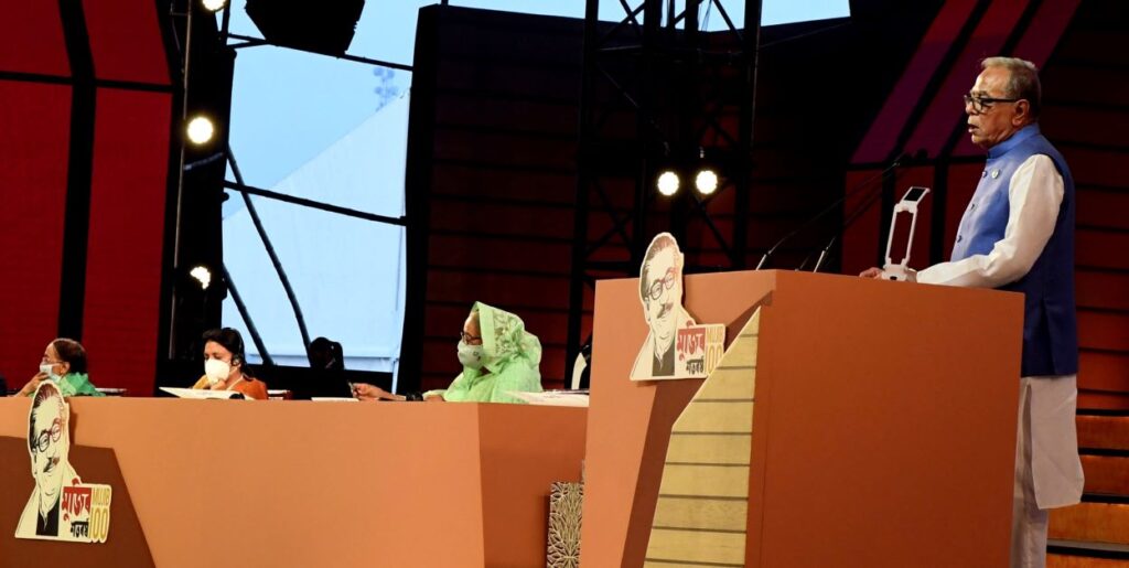 President urges govt, political parties to work in public interest