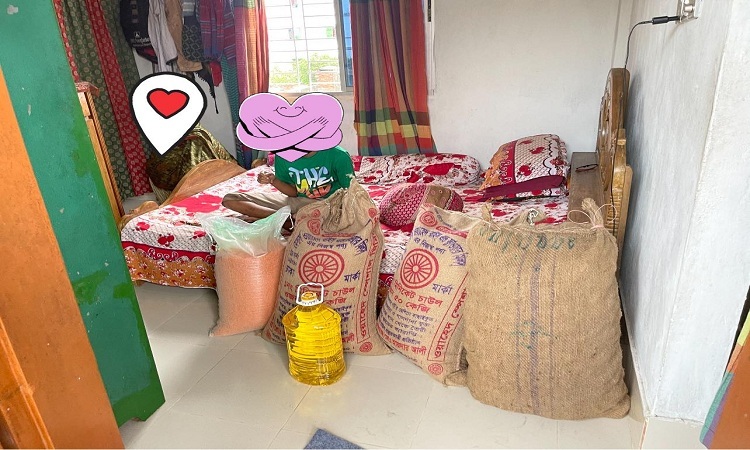 ইউএনও’র জরিমানা: সেই বৃদ্ধের বাসায় ৩ মাসের খাবার পৌঁছে দিলেন রাব্বানী
