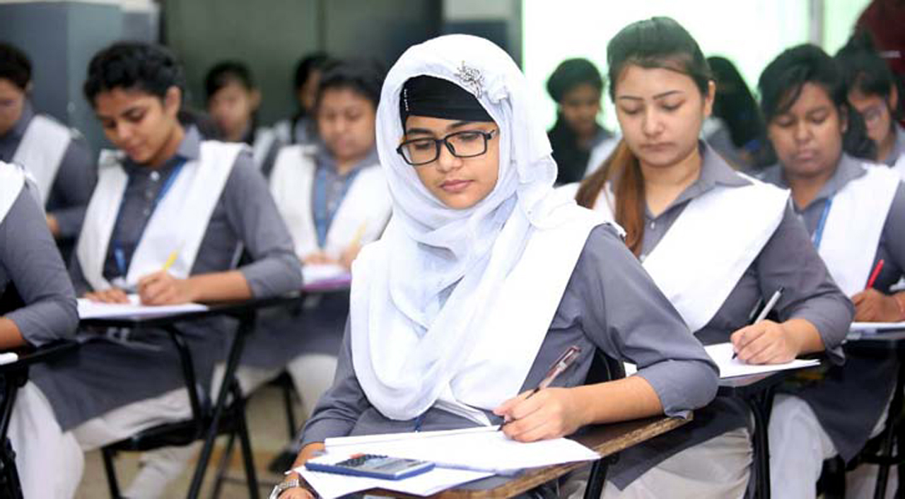 এসএসসি ও সমমান পরীক্ষার্থীদের
